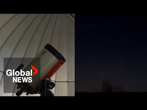 Mysterious lights above Ontario city leave residents perplexed